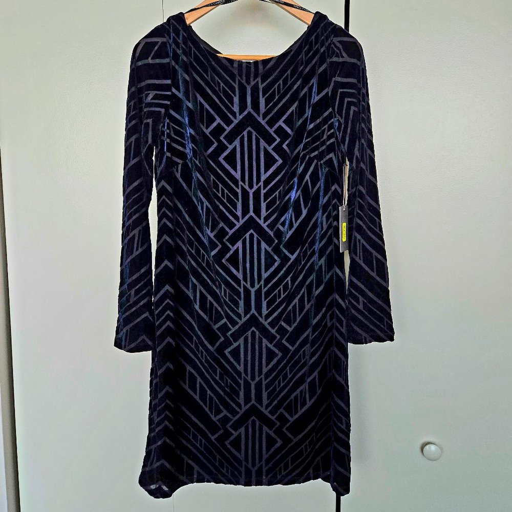 Women's Long Sleeve Velvet Cocktail Dress